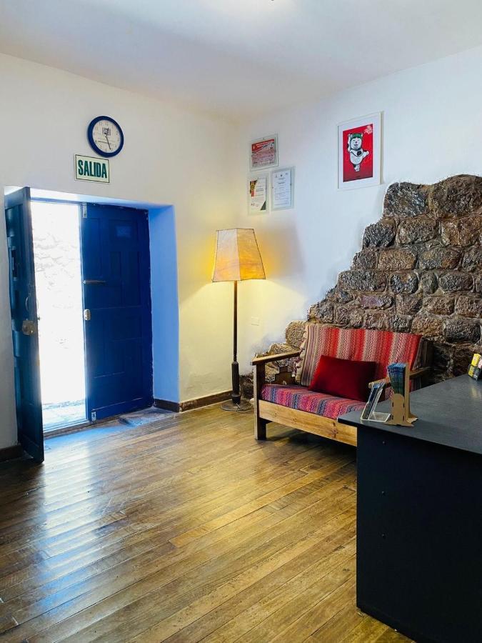 Flying Dog Hostel Куско Экстерьер фото