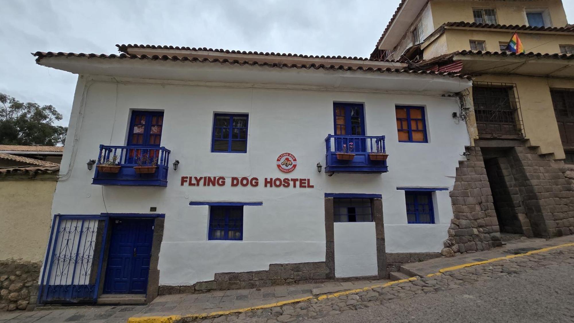 Flying Dog Hostel Куско Экстерьер фото