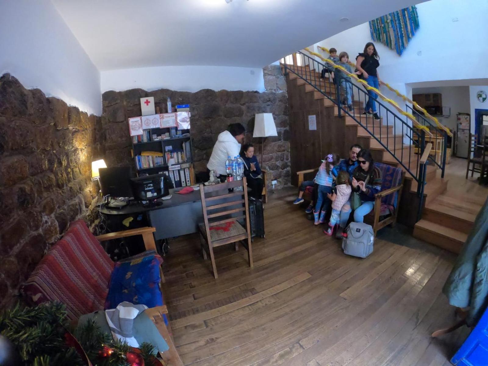 Flying Dog Hostel Куско Экстерьер фото