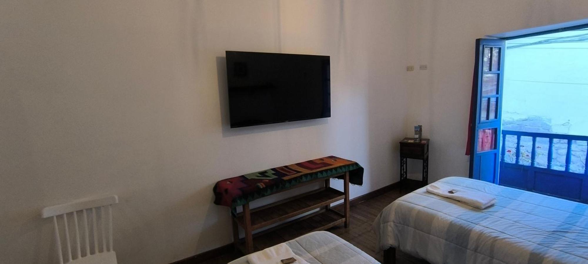Flying Dog Hostel Куско Экстерьер фото
