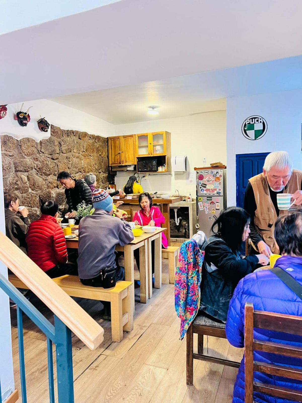 Flying Dog Hostel Куско Экстерьер фото